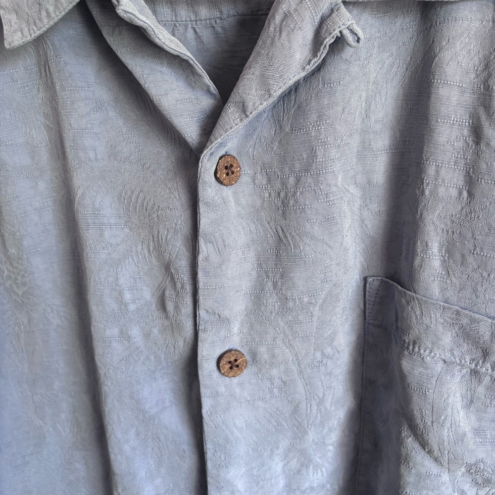 ⭐️⭐️⭐️Men’s Tommy Bahama 100% Silk Relax shirt Hawaiian Blue size Large - Picture 3 of 12
